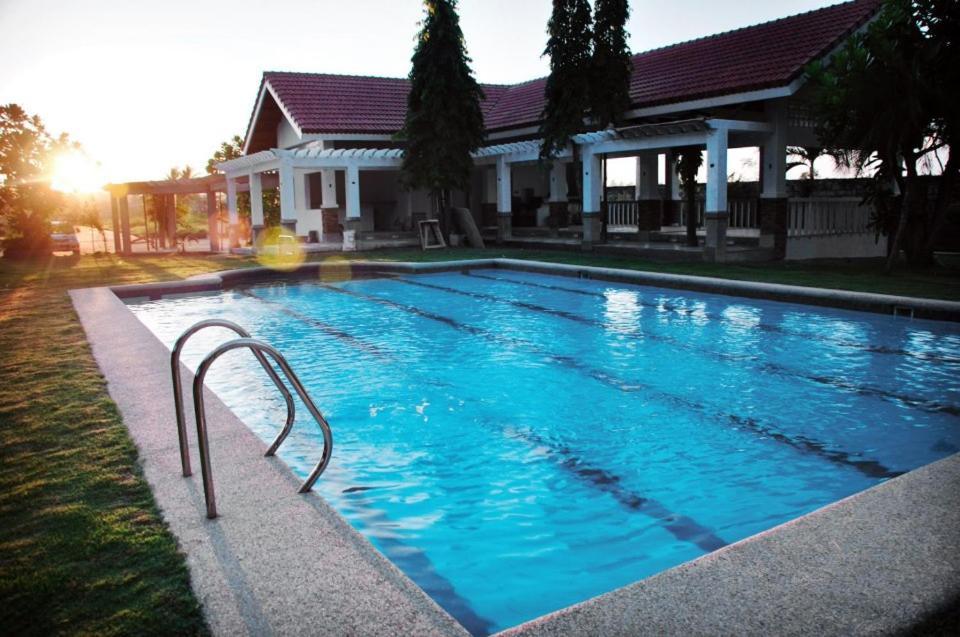 Happy Ripples Beach Resort Mabilao 외부 사진