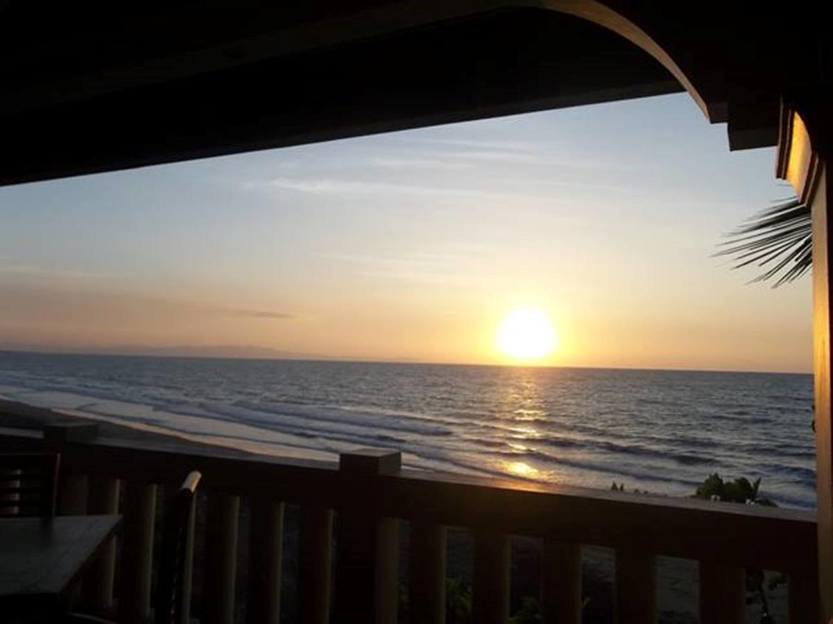 Happy Ripples Beach Resort Mabilao 외부 사진