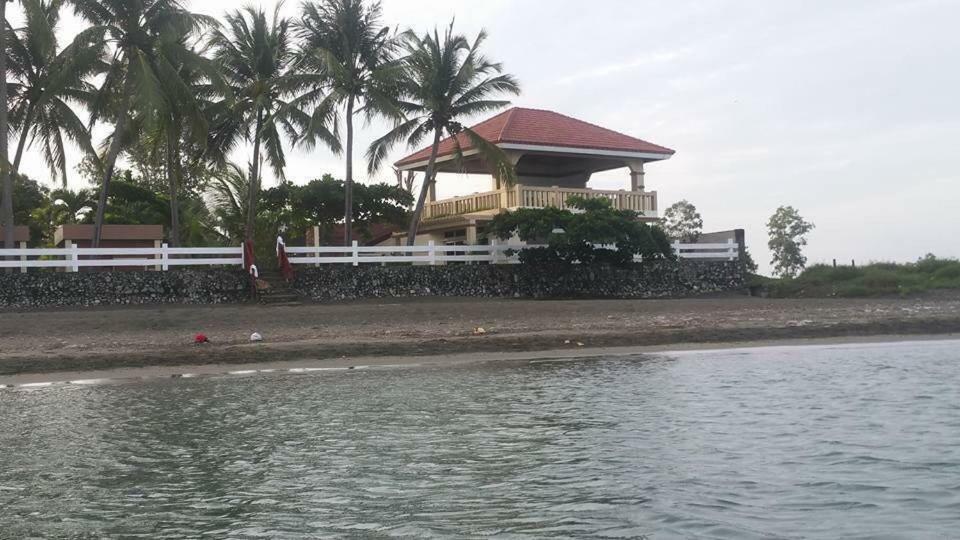 Happy Ripples Beach Resort Mabilao 외부 사진