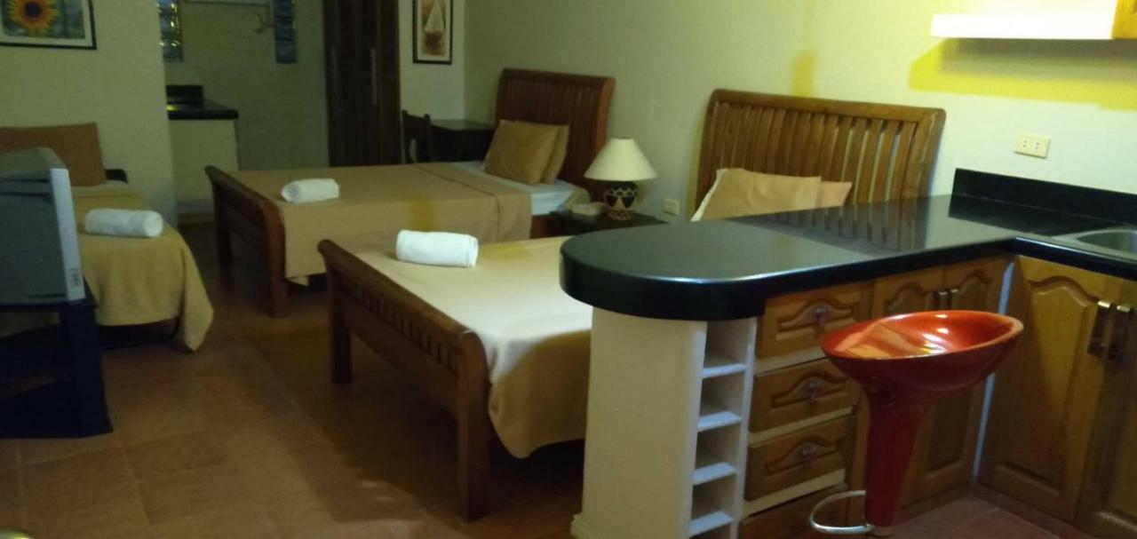 Happy Ripples Beach Resort Mabilao 외부 사진